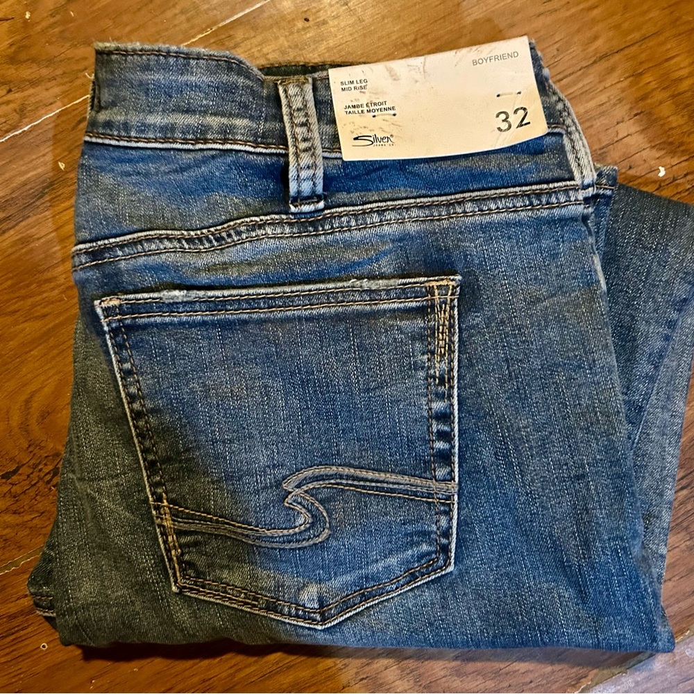 Women’s Sliver slim mid rise Boyfriend jeans